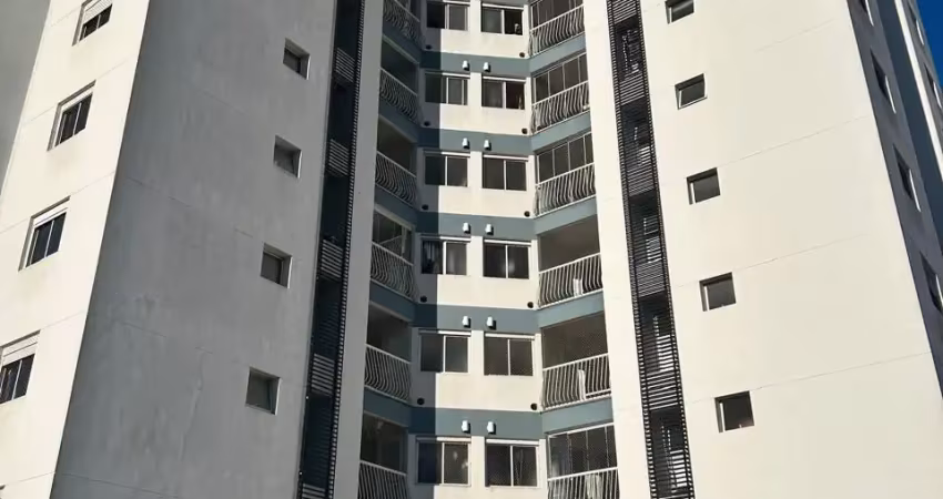 Aqui esta um apto com amplo  espaço venha conferir!