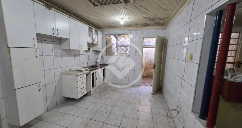 Oportunidade Casa 3 quartos, sótão grande e quintal com galpão nos fundos codigo: 122077