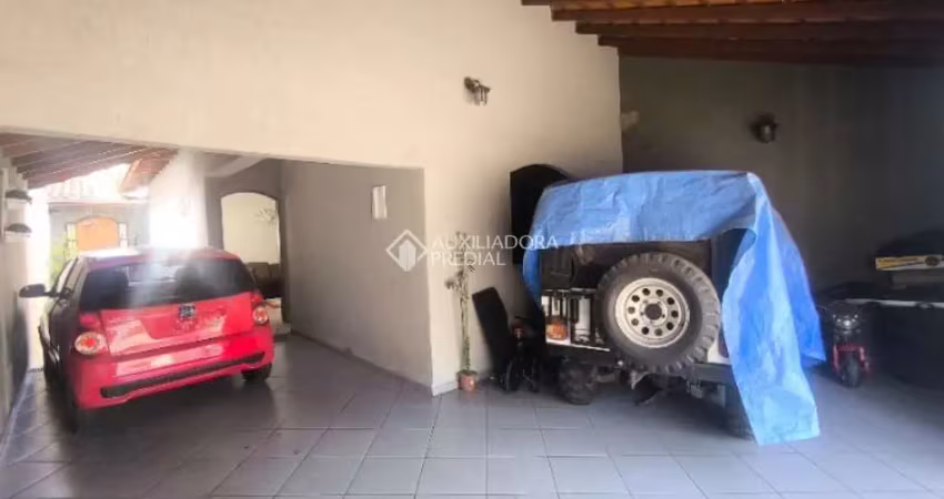 Casa com 3 quartos à venda na Rua José Salustiano Santana, 67, Mauá, São Caetano do Sul