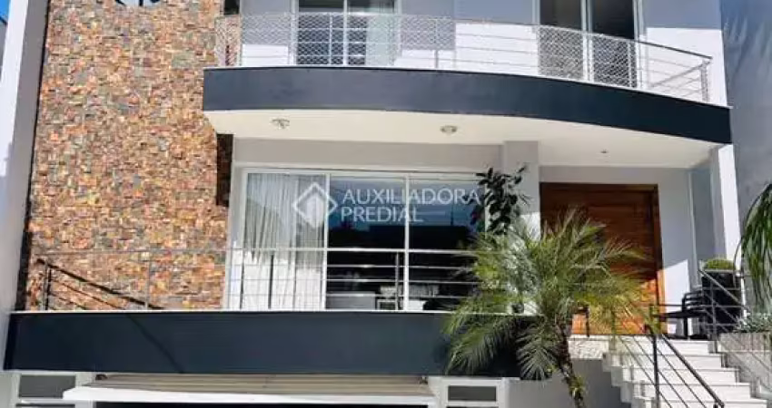 Casa em condomínio fechado com 4 quartos à venda na Rua Braga, 201, Vila Lusitânia, São Bernardo do Campo