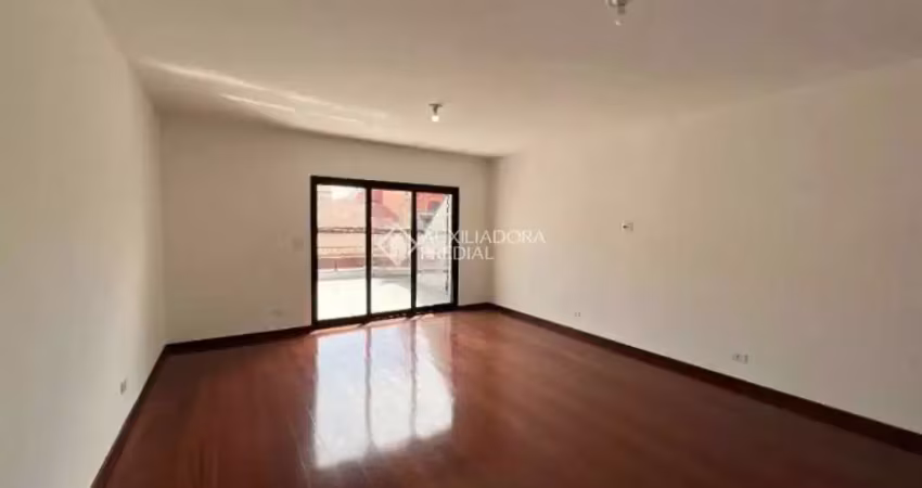 Casa com 3 quartos à venda na Rua Victório Natal Gastaldo, 78, Nova Petrópolis, São Bernardo do Campo