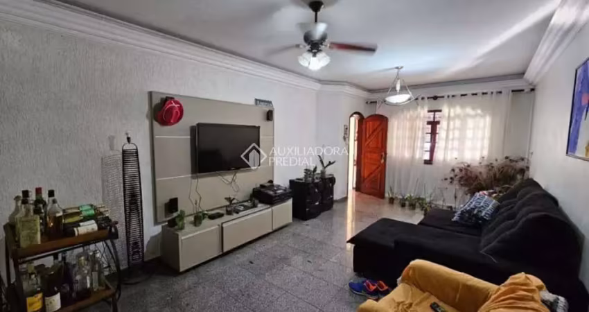 Casa com 3 quartos à venda na Rua Marquês de Alegrete, 100, Vila Humaitá, Santo André