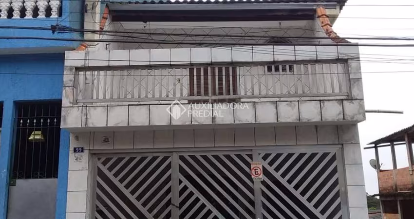 Casa com 3 quartos à venda na Avenida Ivanovsky, 40, Vila das Valsas, São Bernardo do Campo