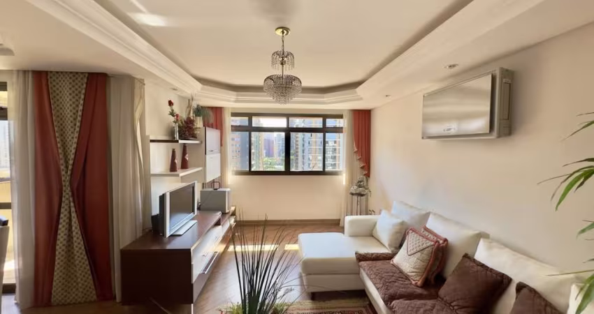 Apartamento para Venda em Curitiba, Água Verde, 4 dormitórios, 1 suíte, 4 banheiros, 2 vagas