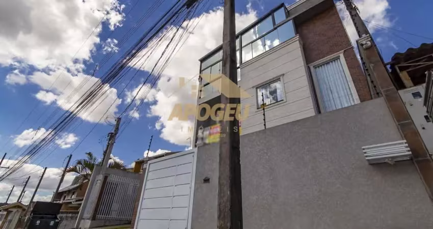 Sobrado para Venda em Curitiba, Pinheirinho, 3 dormitórios, 1 suíte, 3 banheiros, 2 vagas
