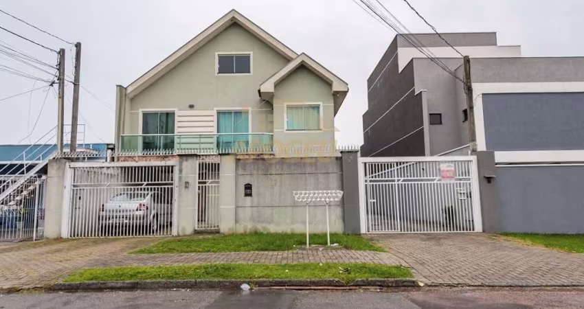 Sobrado para Venda em Curitiba, Novo Mundo, 3 dormitórios, 1 suíte, 3 banheiros, 3 vagas