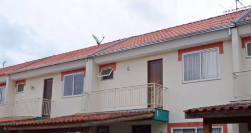 Sobrado para Venda em Curitiba, Xaxim, 3 dormitórios, 1 suíte, 3 banheiros, 2 vagas