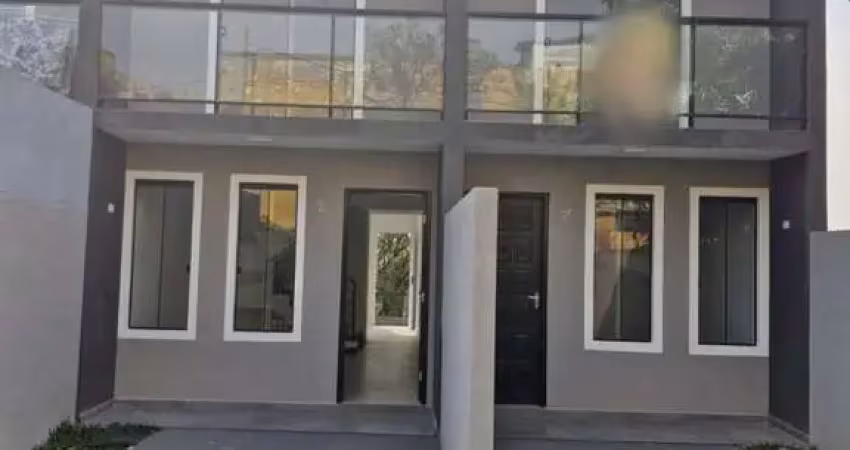 Sobrado para Venda em Curitiba, Barreirinha, 2 dormitórios, 1 suíte, 2 banheiros, 1 vaga
