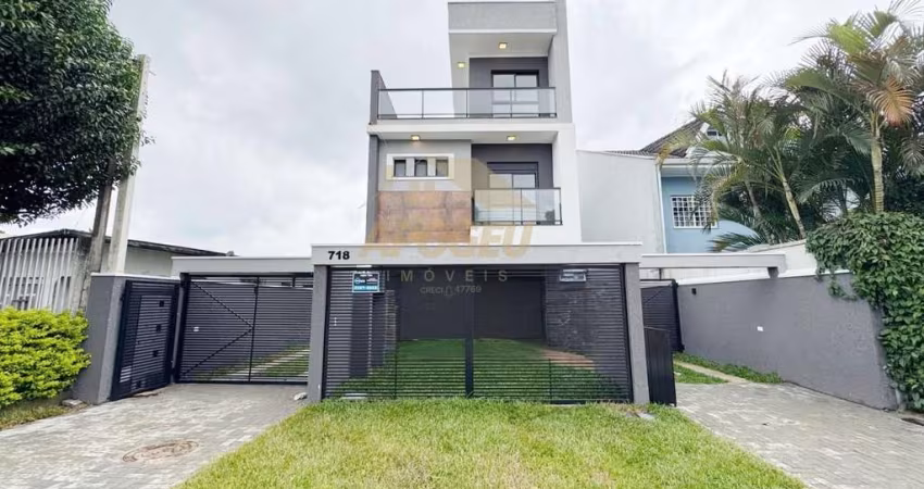 Sobrado para Venda em Curitiba, Fanny, 3 dormitórios, 1 suíte, 2 banheiros, 3 vagas