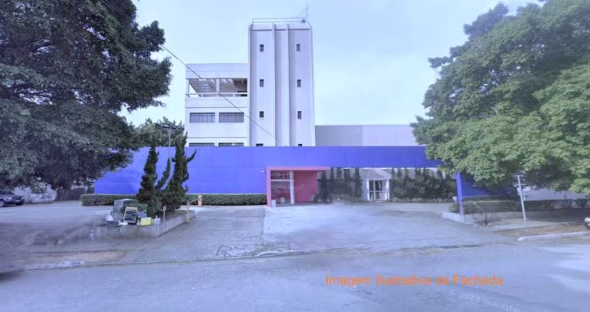 Prédio Comercial de 4.816m², com 10 banheiros e 30 vagas para Locação na Barra Funda.
