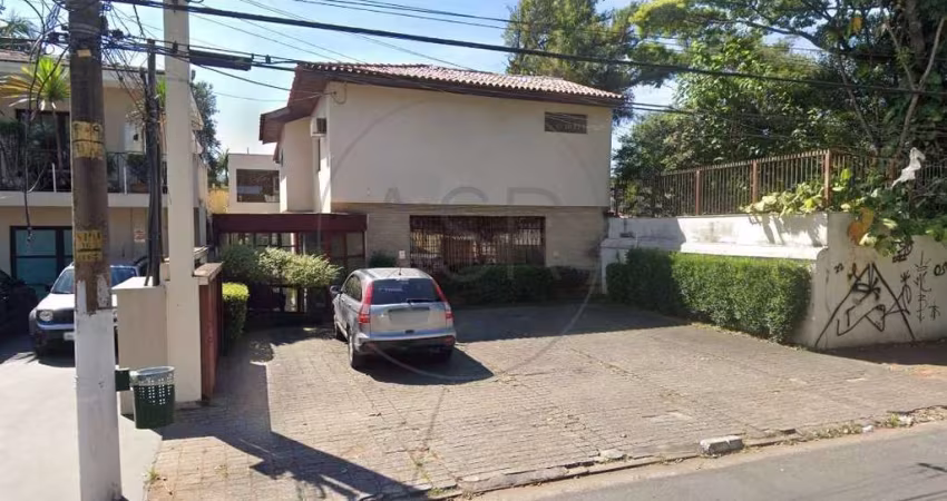 Imóvel comercial de alto padrão com 14 salas e 600m² no Jardim América, São Paulo - Venda ou Locação!