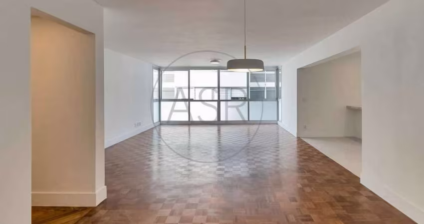 Apartamento reformado de 3 quartos com 167m² a venda na rua Pará, Higienópolis. SP