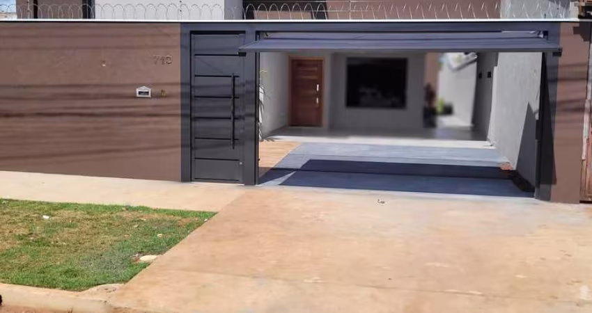 Casa à venda, Universitário, 3 quartos 1 suite com piscina - Campo Grande, MS