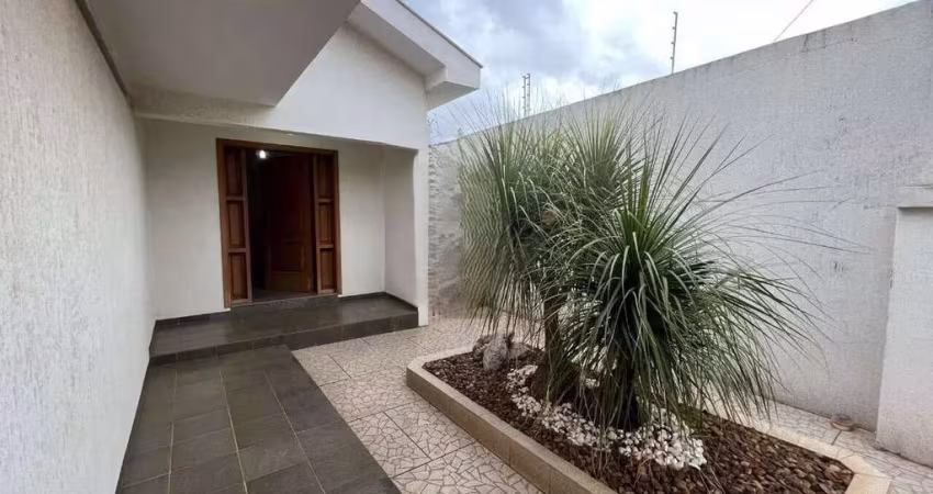 Casa Comercial para Locação em Araçatuba, VILA CARVALHO, 4 dormitórios, 2 suítes, 5 banheiros, 3 vagas