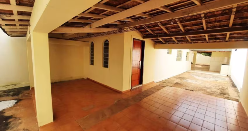 Casa para Locação em Araçatuba, PLANALTO, 2 dormitórios, 2 banheiros, 2 vagas