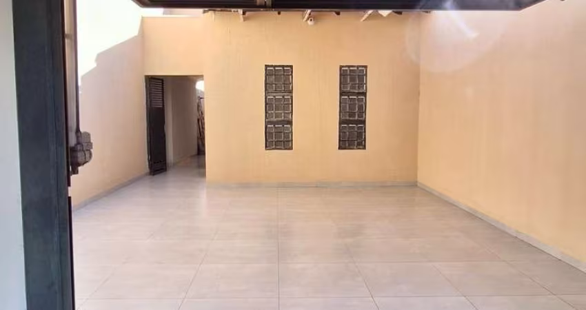 Casa para Venda em Araçatuba, Concórdia III, 2 dormitórios, 1 suíte, 2 banheiros, 1 vaga