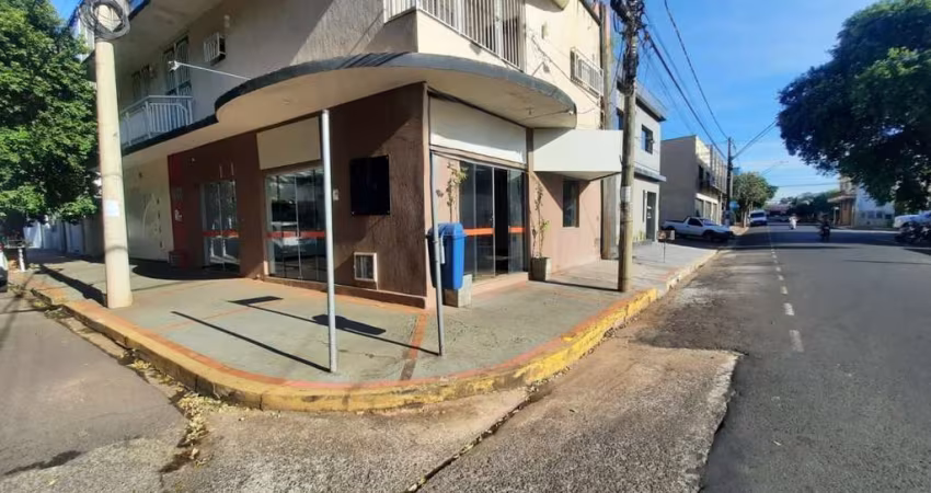 Ponto Comercial para Locação em Araçatuba, CENTRO, 3 banheiros