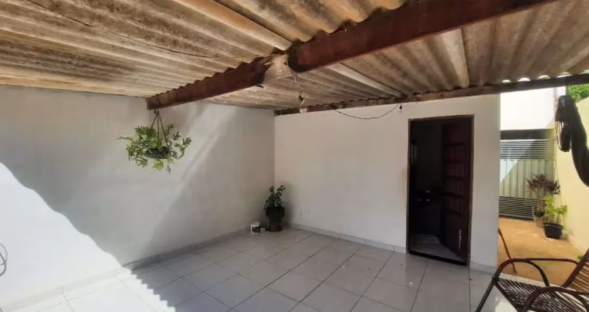 Casa para venda em araçatuba, água branca ii, 3 dormitórios, 2 banheiros, 2 vagas