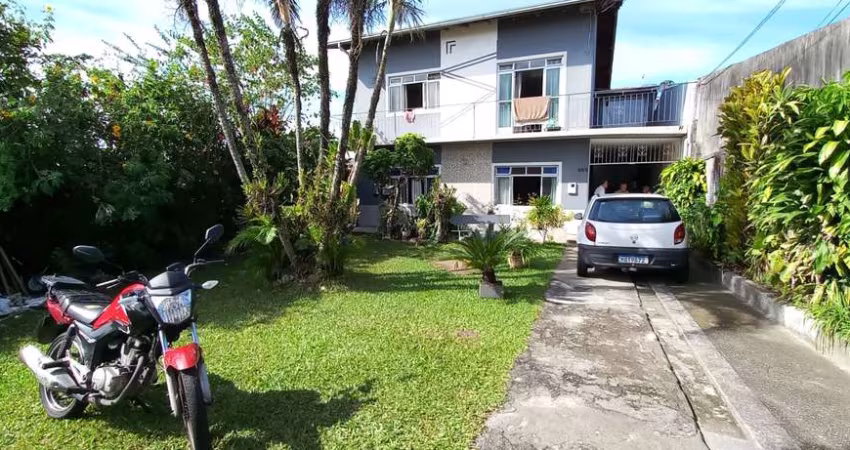 Casa para Venda em São José, Nossa Senhora do Rosário, 3 dormitórios, 1 suíte, 2 banheiros, 4 vagas