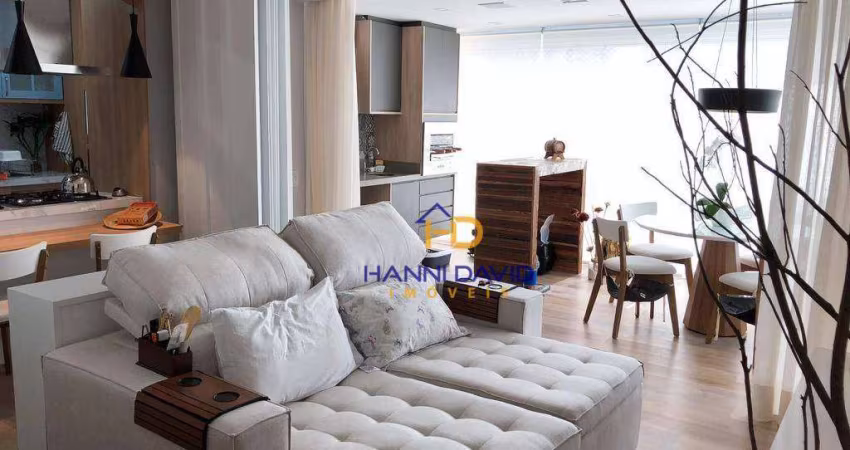 Vende  apartamento novo  na Chácara Inglesa, com varanda gourmet três dormitório, um suíte, duas vagas,  Próximo o metro Praça da Arvore.