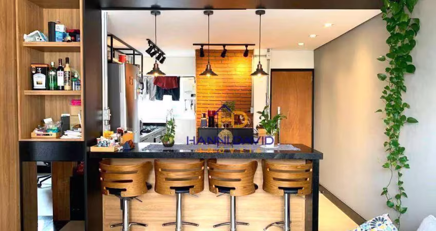 Belíssimo apartamento totalmente reformado na vila mariana ! 2 dormitórios e 1 vaga ! próximo ao parque do ibirapuera ! confira !