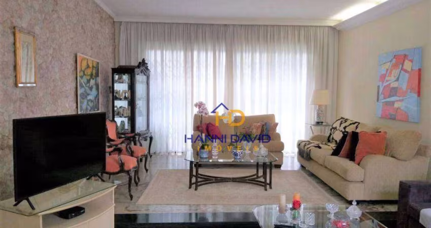 Aceita permuta !!! Excelente casa térrea de 186m ² com 3 dormitórios sendo 1 suíte e 3 vagas !!!! Área nobre da Vila Mariana !!!! Confira !!!