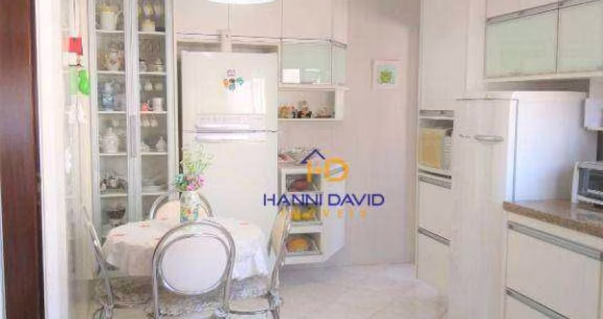 Ótimo custo x benefício !!! Excelente apartamento de 135m ² no bairro  Bosque da Saúde !  3 dormitórios e 3 vagas ! Confira !!!