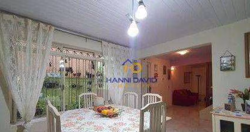 Vende  casa na Vila Mariana 240M² próximo das faculdades ESPM e Belas Artes metrô vila mariana 3 dormitórios 1 suíte 2 vagas . SP