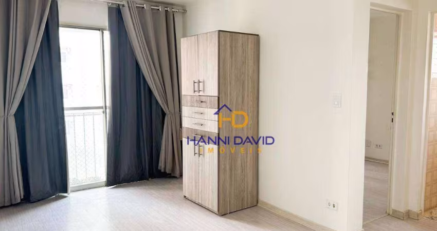 Vende apartamento na vila Mariana  com um  dormitório uma sala com dois ambiente uma vaga. a 150  metros para Metrô vila mariana.