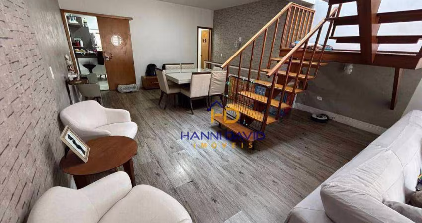 Vende casa reformada na vila mariana próximo do metrô santa cruz com  com três Suítes  seis vagas .SP