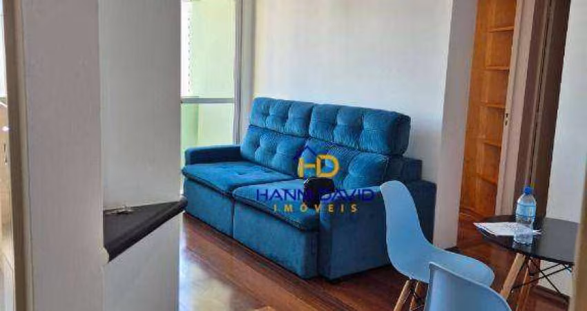Locação de apartamento reformado  Aclimação Mobiliado  1 dormitório 1 sala  2 ambientes 1 vaga  cozinha e área de serviço 5 minuto ao metrô vergueiro.