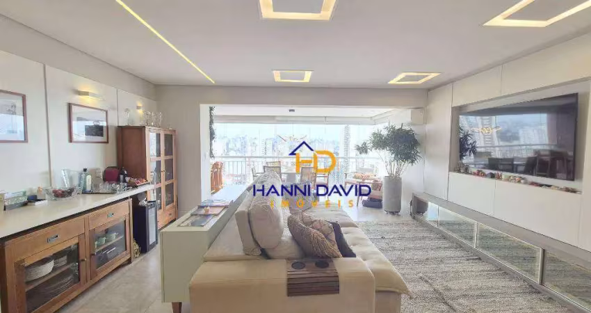 Apartamento com varanda gourmet em condominio clube