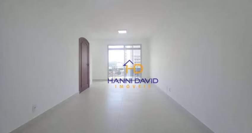 Apartamento reformado, 200m do metro vila mariana,  colégio e cursinho poliedro , colégio madre cabrini. vila mariana.