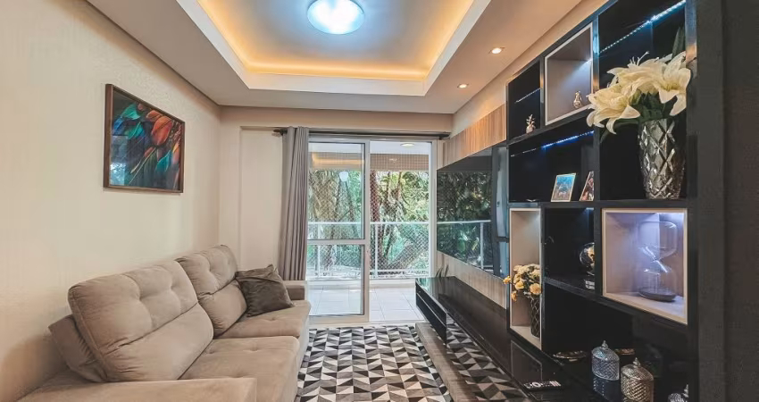 Apartamento semimobiliado no Plaza Victoria