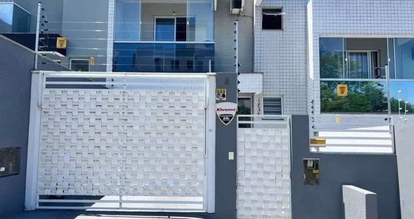 Sobrado 2 dormitórios- Serraria - São José