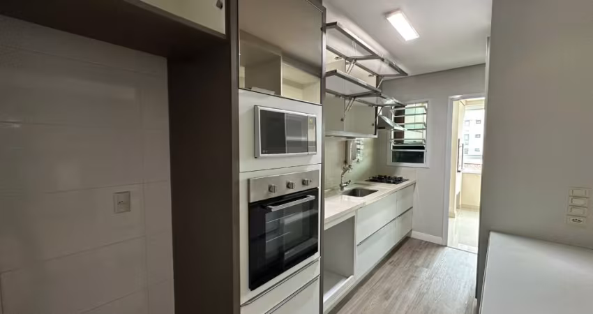 Apartamento 3 dormitórios sendo 1 suíte mobiliado em Barreiros