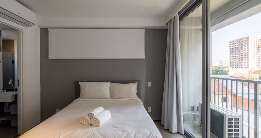 Ótimo Studio, com 1 Dormitório e Varanda. Localizado em Indianópolis - SP. Ótima opção para Investir!