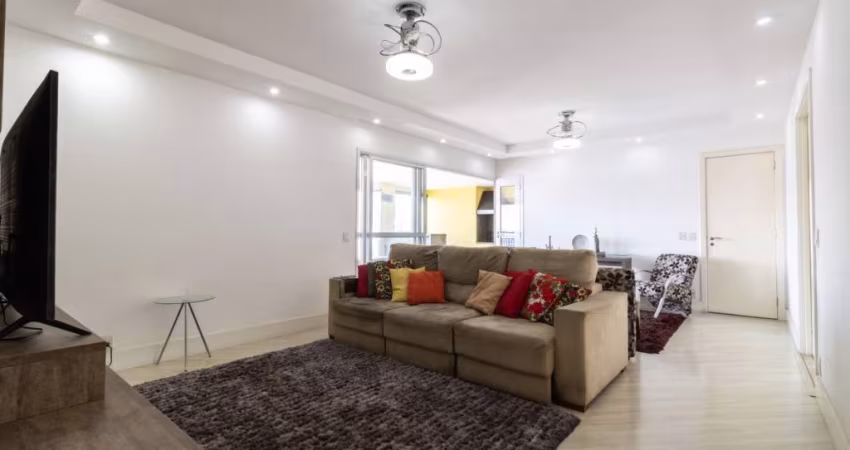 Apartamento à Venda com Varanda Gourmet, 3 Suítes e 2 Vagas. Na Região da Vila Mariana - SP
