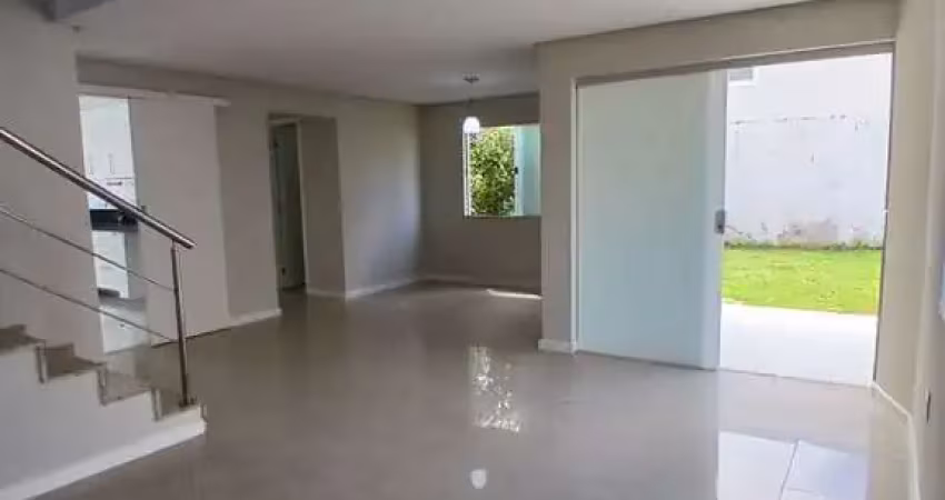 Casa com 5 quartos para alugar na Rua Edgar B Franco, Buraquinho, Lauro de Freitas