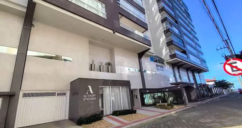 EXCELENTE APARTAMENTO SEMI-MOBILIADO LOCALIZADO NO BAIRRO GRAVATA A 50 METROS DA PRAIA!!