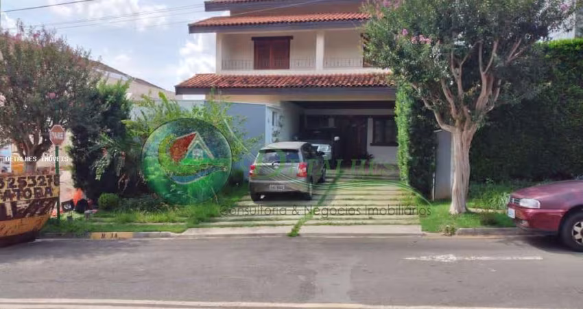 Sobrado em Condomínio para Venda em Sorocaba, Aparecidinha, 5 dormitórios, 1 suíte, 2 banheiros, 4 vagas