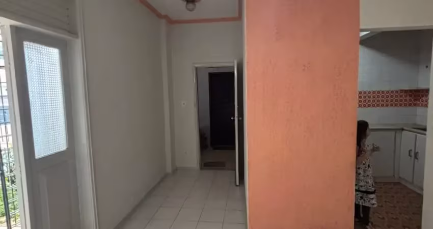 Apartamento com quintal no bairro nazare salvador  2 quartos 1 vaga quintal