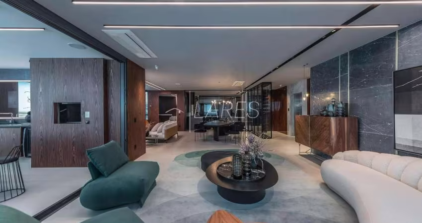 Apartamento com 305 m², 4 quartos sendo 4 suítes à venda no Ecoville!