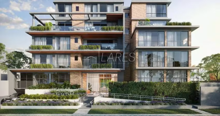 Apartamento com 167 m², 3 quartos sendo 3 suítes à venda no bairro Hugo Lange.