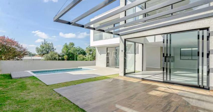 Casa de condomínio com 499 m², 4 quartos sendo 4 suítes à venda no bairro Orleans.