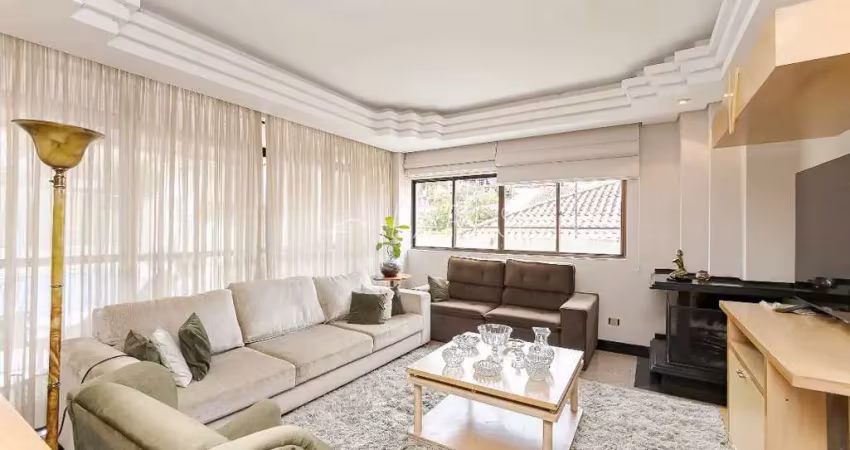 Casa com 768 m², 5 quartos sendo 5 suítes à venda no bairro vista alegre.