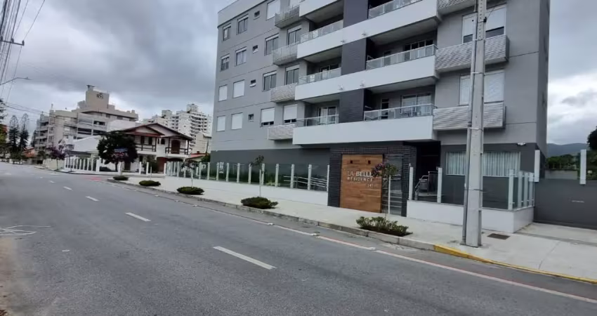 Apartamento na Trindade – Muito perto do Hospital Universitário e da UFSC - Conforto e Conveniência em uma Localização Privilegiada!
