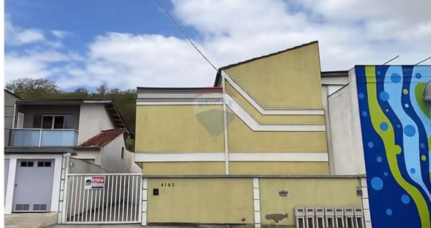 Casa á venda  com 3 quartos com 168²m em jardim sulacap - rio de janeiro