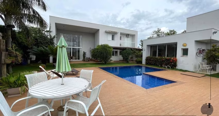 Linda casa à venda no Condomínio Plaza Atheneé em Itu!