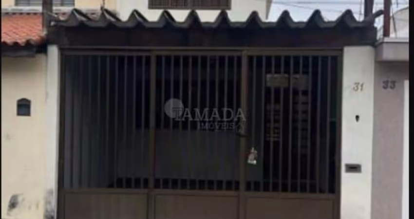 Sobrado com 02 dormitórios e 02 vagas de garagem à venda, 100 m² por R$ 550.000,00